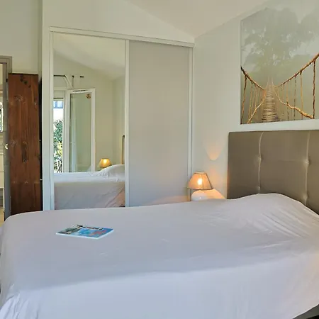 D'hotes Ganttipienea Panzió 3*